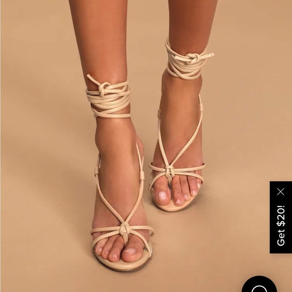 Women’s Lulus lace up heels